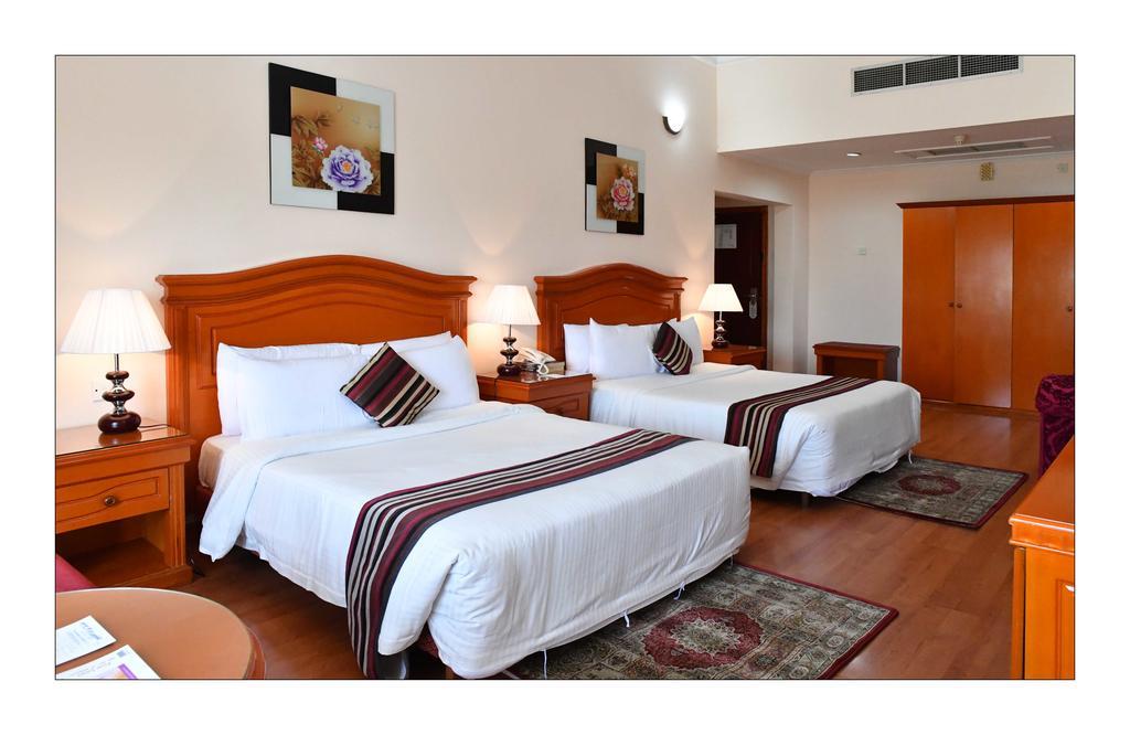 Gulf Gate Hotel Manama Exteriör bild